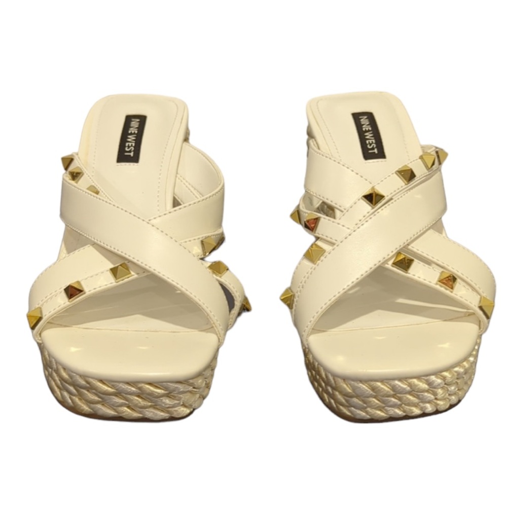 NINE WEST Women's PIPA3 Wedge Sandal in White, Size 7.5.